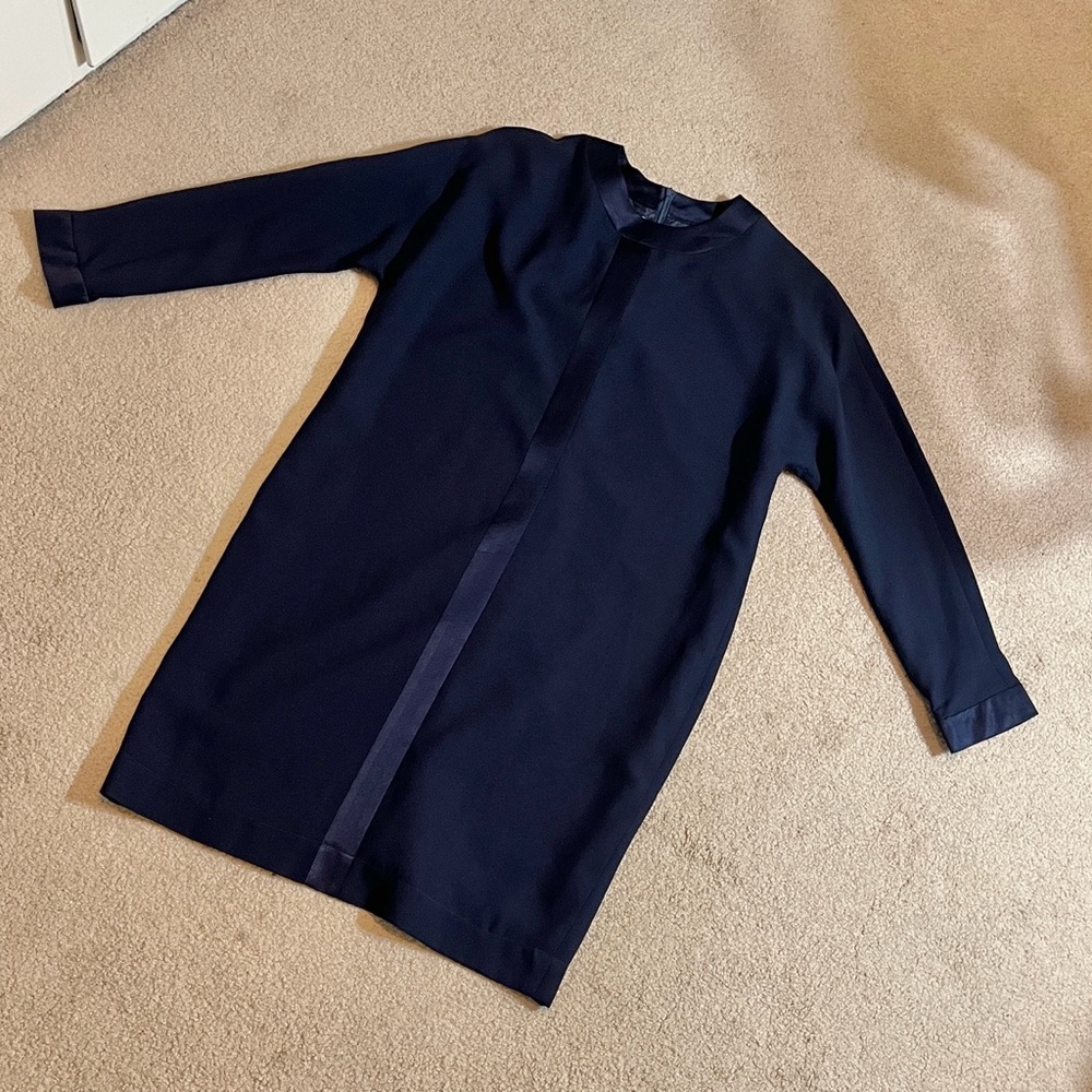 Classic Navy Long-Sleeve Shift Dress
